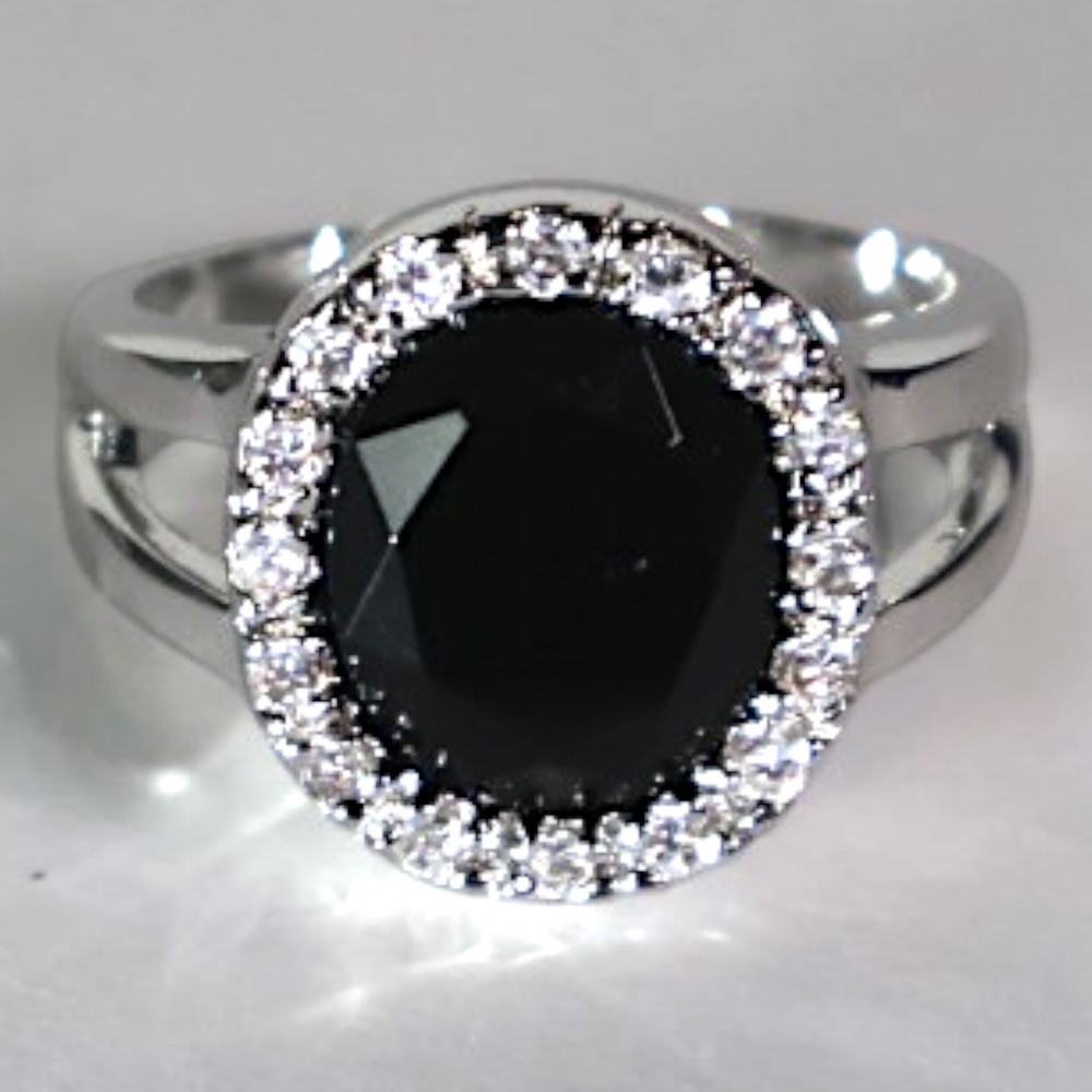 Swarovski Crystal Black Oval Halo Ring Sterling Silver Overlay Brass Size 8 NEW